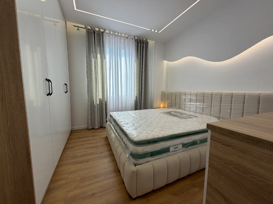 Tirane, shitet apartament 2+1+Ballkon Kati 3, 90 m² 158.000 € (Misto Mame)