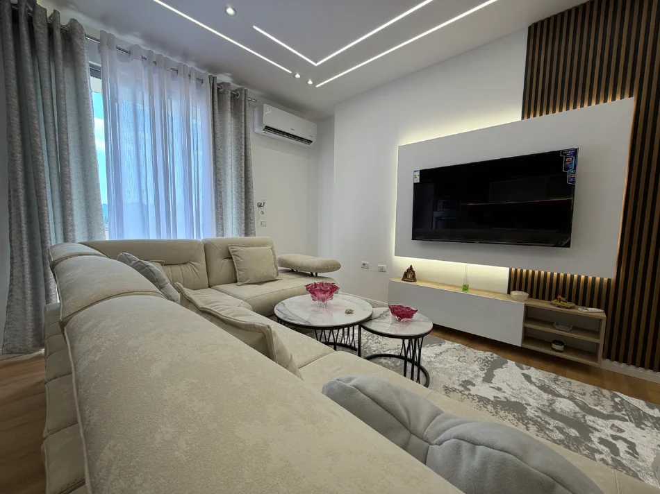 Tirane, shitet apartament 2+1+Ballkon Kati 3, 90 m² 158.000 € (Misto Mame)