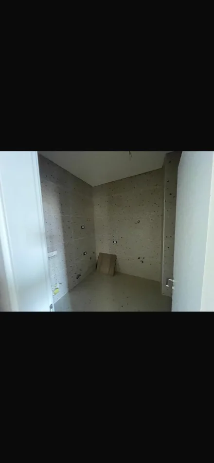 Tirane, shitet 2+1 , 111.000 € (Paskuqan)