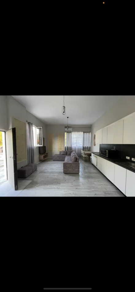 Tirane, jepet me qera apartament 1+1 Kati 0, 330 € 