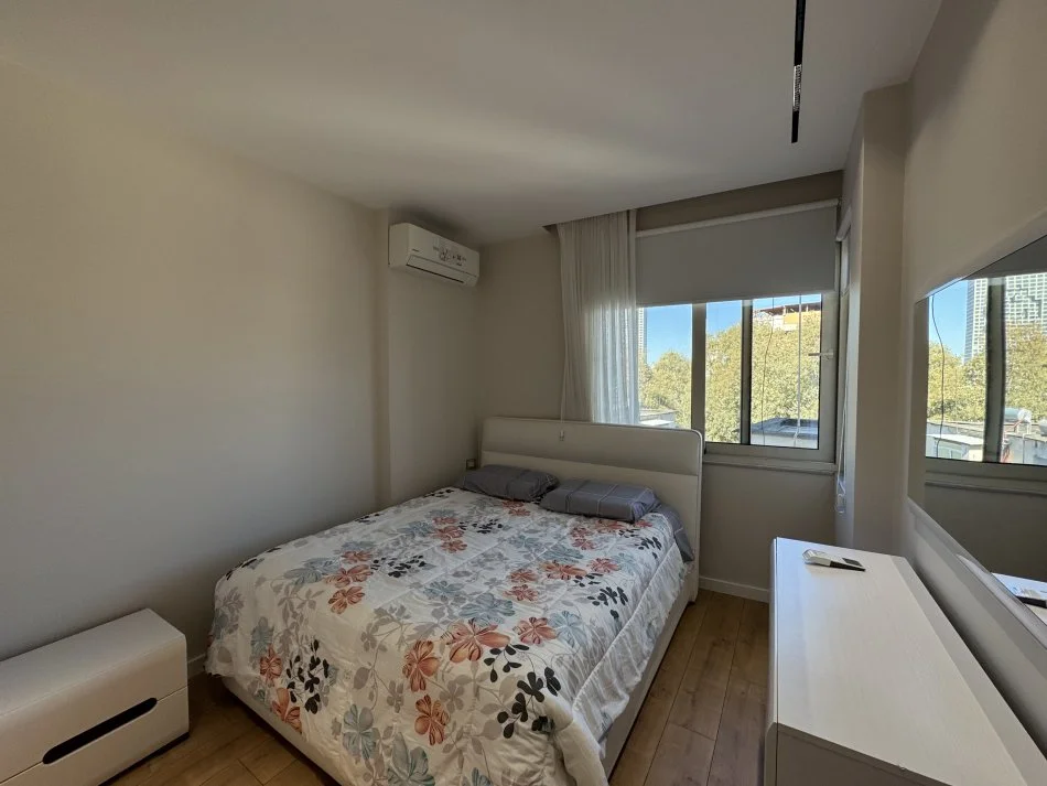 Tirane, jepet me qera apartament Kati 5, 65 m² 650 € 
