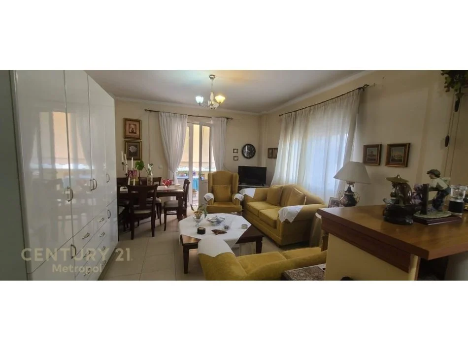 Tirane, shitet apartament 2+1 Kati 6, 110 m² 221.300 € (Rruga Medar Shtylla)