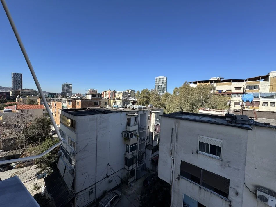 Tirane, jepet me qera apartament , 65 m² 600 € 