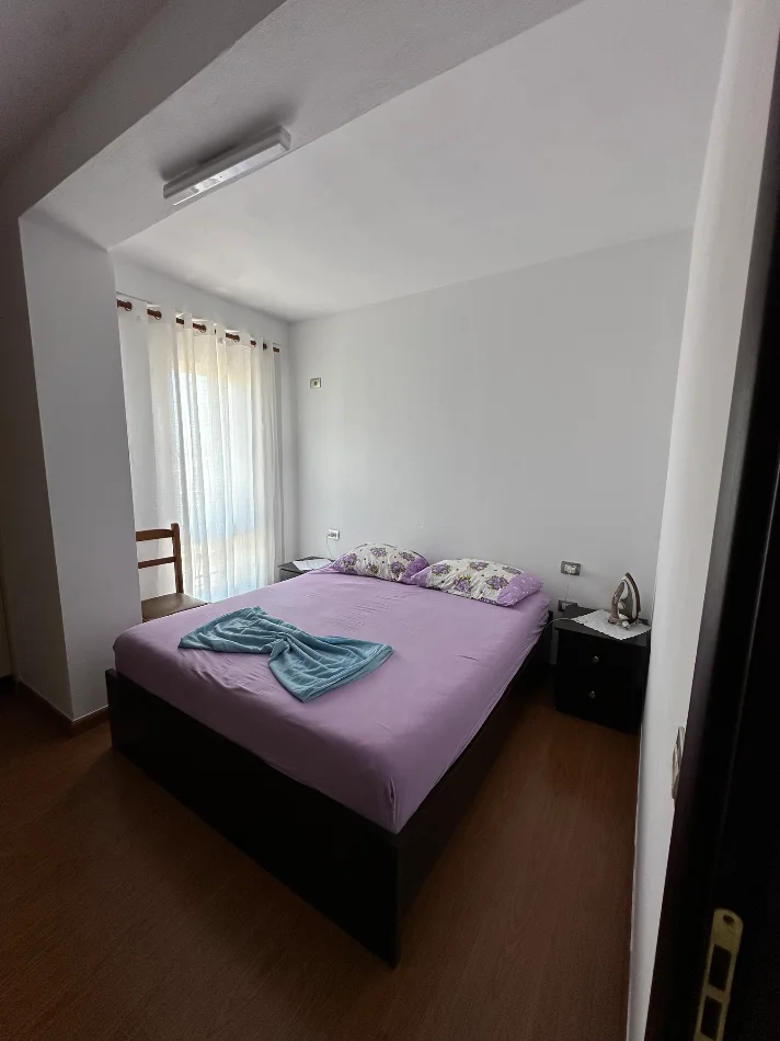 Tirane, jepet me qera apartament 2+1 Kati 5, 85 m² 500 € (Astir)