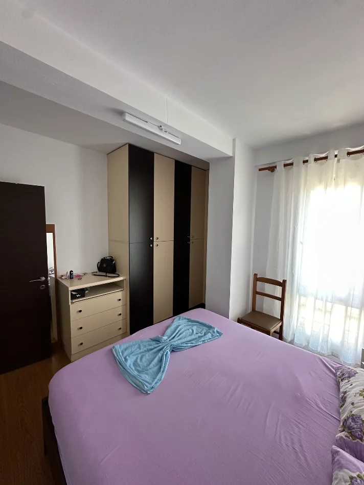 Tirane, jepet me qera apartament 2+1 Kati 5, 85 m² 500 € (Astir)