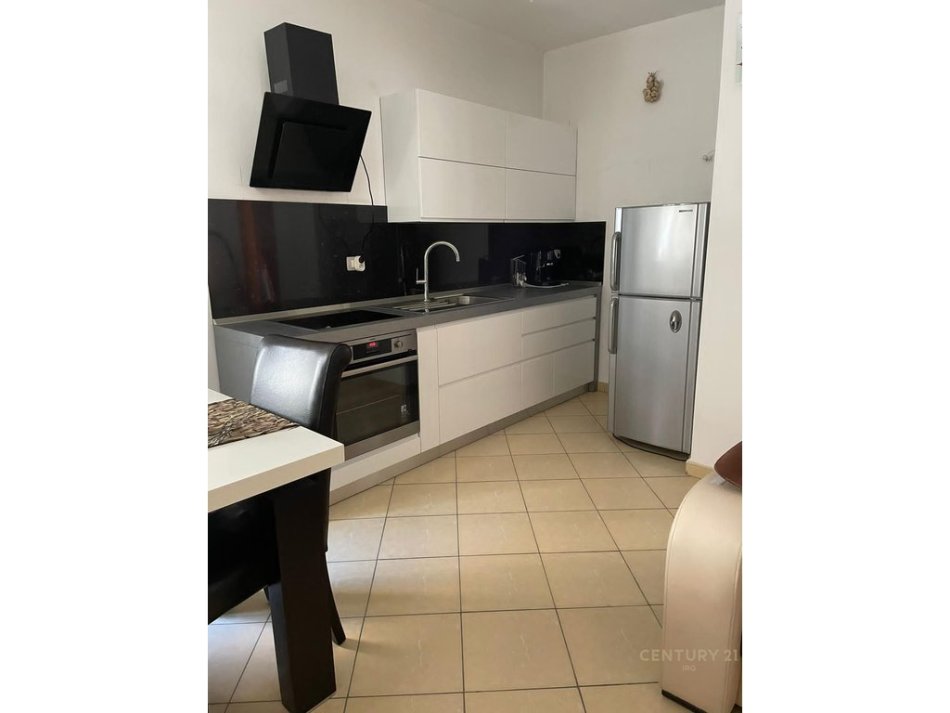 Tirane, jepet me qera apartament 1+1 Kati 3, 70 m² 470 € (Kodra e Diellit)