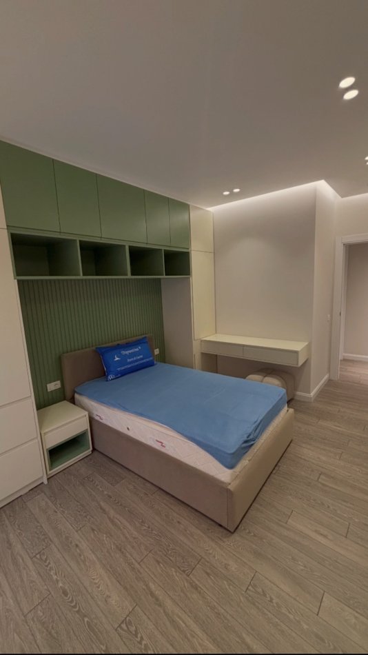 Tirane, jap me qera apartament 2+1 Kati 1, 95 m² 1.100 €