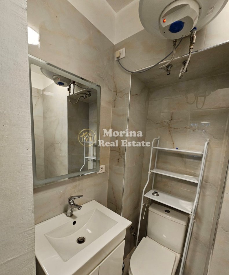 Tirane, jepet me qera ambjent biznesi Kati 1, 30 m² 400 € (Shallvaret)