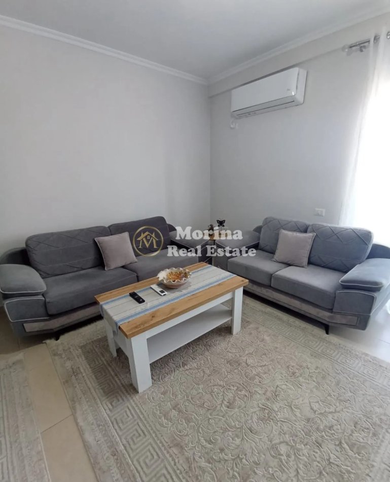 Tirane, jepet me qera Vile 2+1 Kati 3, 120 m² 430 € (Rruga Agon)