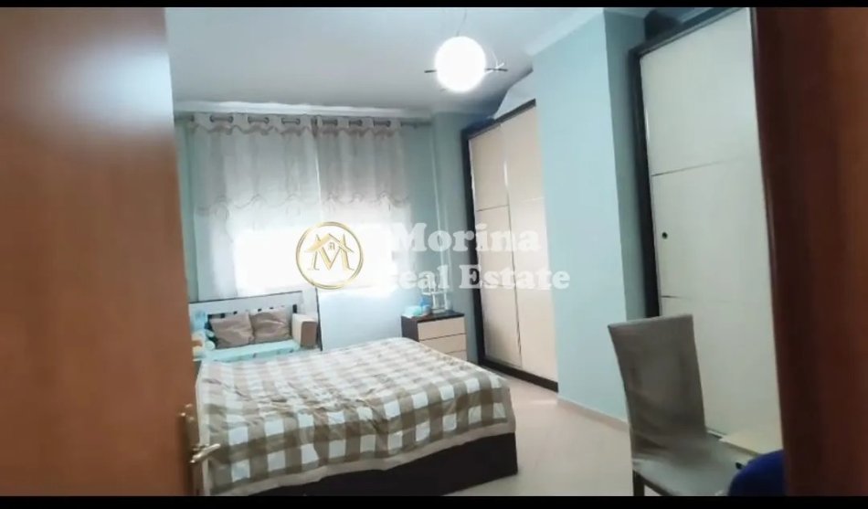 Tirane, jepet me qera apartament 1+1 Kati 2, 60 m² 350 € (Fresku)