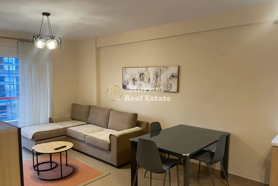 Tirane, jepet me qera apartament 2+1 Kati 4, 100 m² 800 € (Liqeni i Thate)