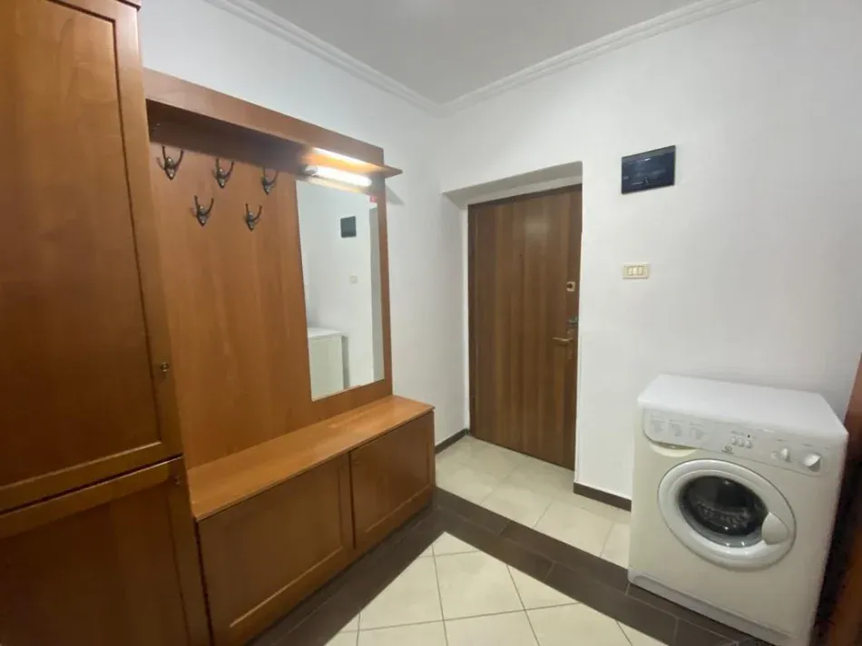 Tirane, jepet me qera apartament 1+1 Kati 3, 70 m² 500 € (Delijorgji)