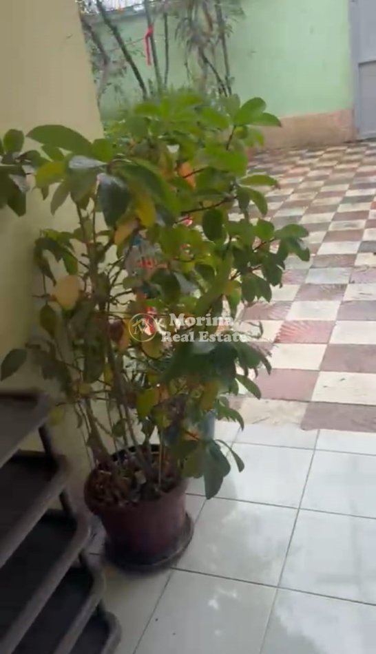 Tirane, jepet me qera shtepi 2+1 Kati 1, 70 m² 400 € (Astir)