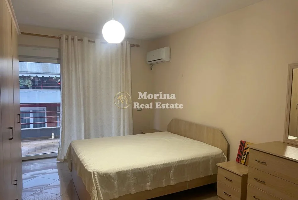 Tirane, jepet me qera apartament 2+1 Kati 4, 100 m² 800 € (Liqeni i Thate)
