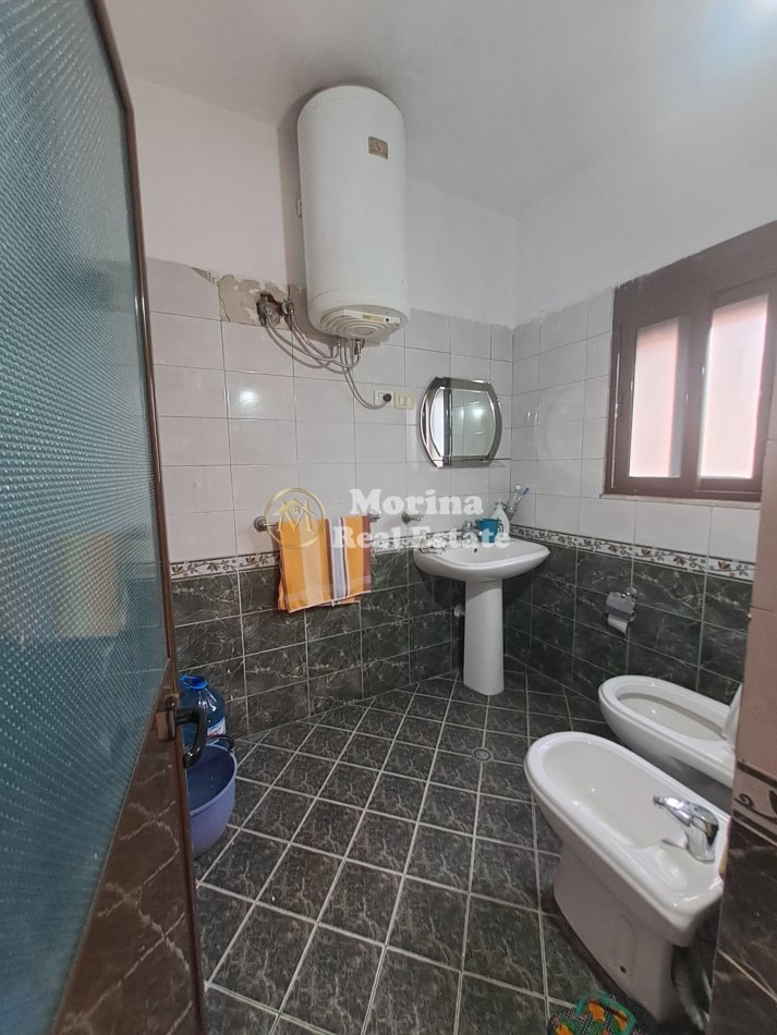 Tirane, jepet me qera apartament 2+1 Kati 2, 72 m² 500 € (Laprake)