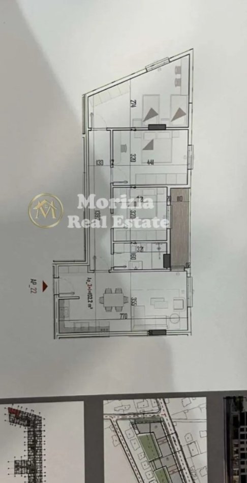 Tirane, shitet apartament 3+1 Kati 3, 120 m² 96.720 € (Laknas)