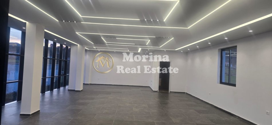 Tirane, jepet me qera ambjent biznesi Kati 2, 120 m² 800 € (Baldushk)