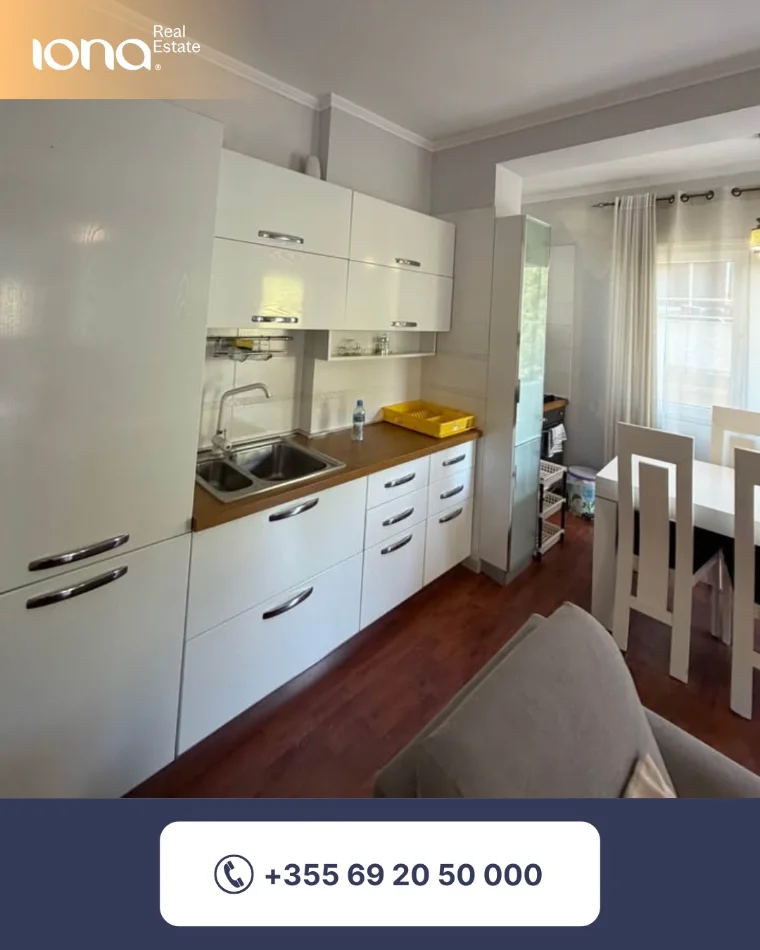 Shkembi Kavajes, shitet apartament 1+1+Ballkon Kati 3, 73 m² 155.000 € (20 m nga deti)
