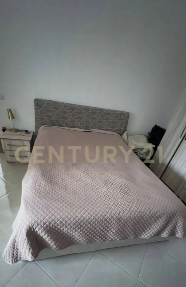 Tirane, shitet apartament 2+1+Ballkon Kati 8, 97 m² 120.000 € (Astir)