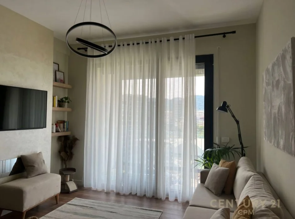 JAPIM ME QERA APARTAMENT 2+1+2 TEK RRUGA E KOSOVAREVE  FOR RENT 2+1+2 APARTMENT AT RRUGA E KOSOVAREVE