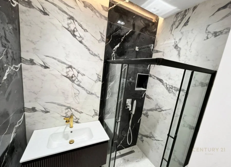 Tirane, shitet apartament 2+1 Kati 7, 117 m² 220.001 € (Astiri)