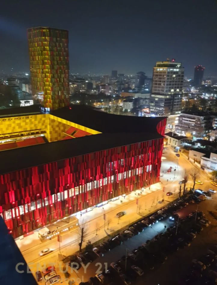 Tirane, jepet me qera apartament 2+1+Ballkon Kati 19, 95 m² 1.500 € (Rruga e Elbasanit, Ambasador 3)