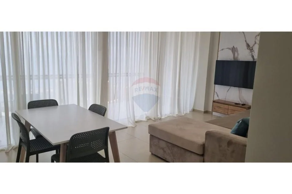 Dhermi - Palase, shitet Vile , 600.000 € (Palase)