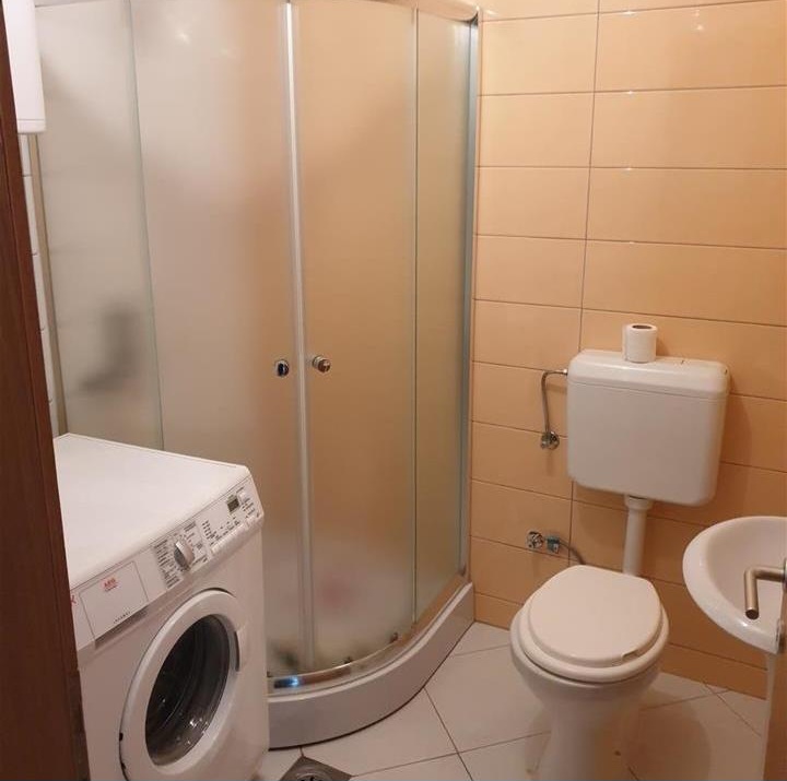 jepet me qera apartament Kati 3, 70 m² 350 €