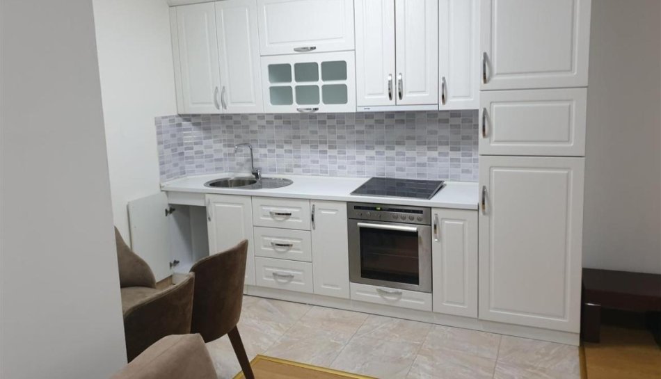 jepet me qera apartament Kati 3, 70 m² 350 €