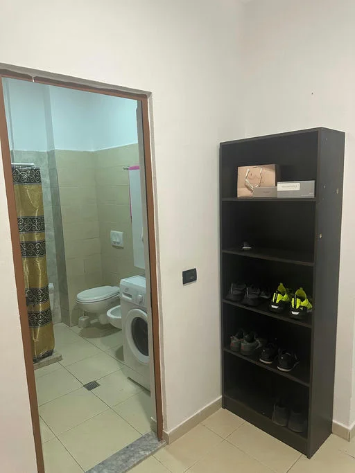 Tirane, jepet me qera 1+1+Ballkon Kati 1, 70 m² 510 € 