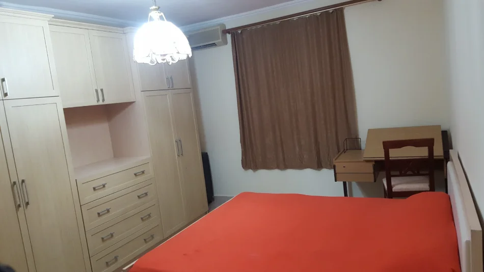 Tirane, shitet apartament 3+1 Kati 6, 93 m² 170.000 € 
