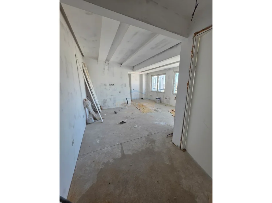 Tirane, shitet apartament 1+1+2 Kati 10, 86 m² 285.000 € (ISH EKSPOZITA)