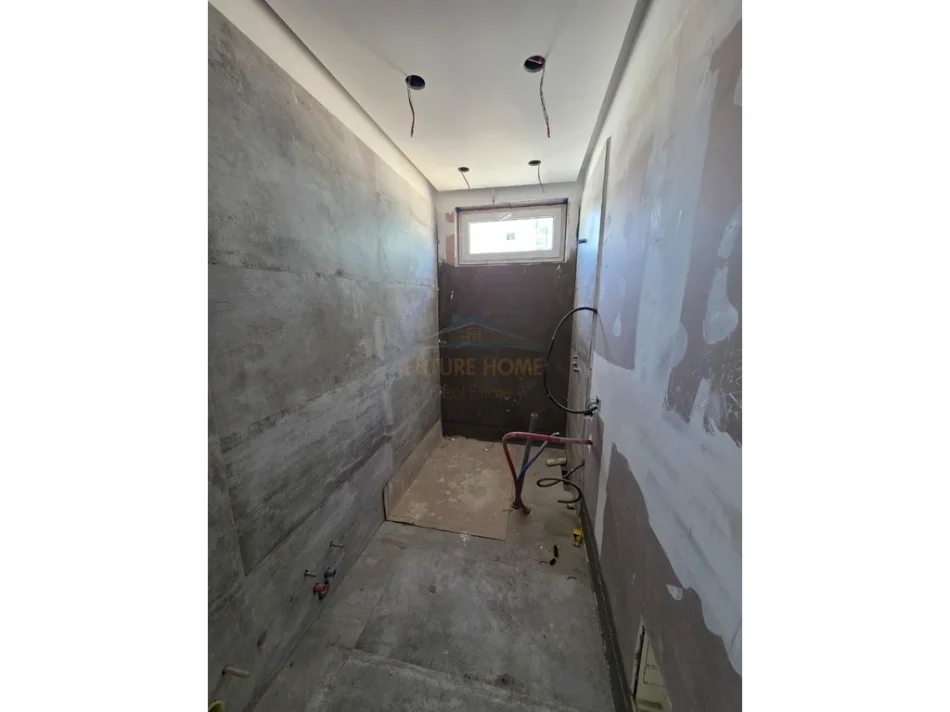 Tirane, shitet apartament 1+1+2 Kati 10, 86 m² 285.000 € (ISH EKSPOZITA)