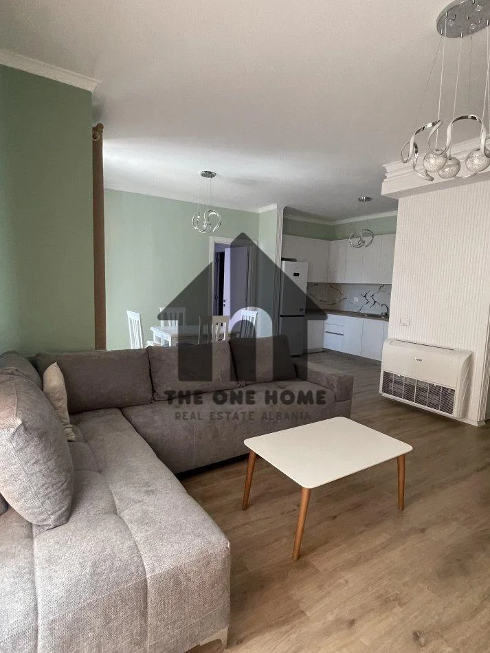 Tirane, jepet me qera apartament 2+1+Ballkon Kati 4, 120 m² 1.150 € (Myslym Shyre)