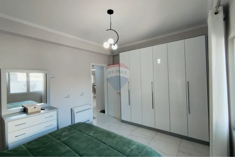Tirane, jepet me qera apartament 2+1 Kati 0, 600 € (Rruga Isuf Elezi)