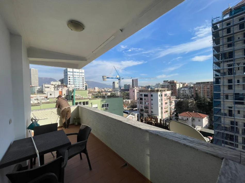 Tirane, jepet me qera apartament 2+1 Kati 8, 850 € 