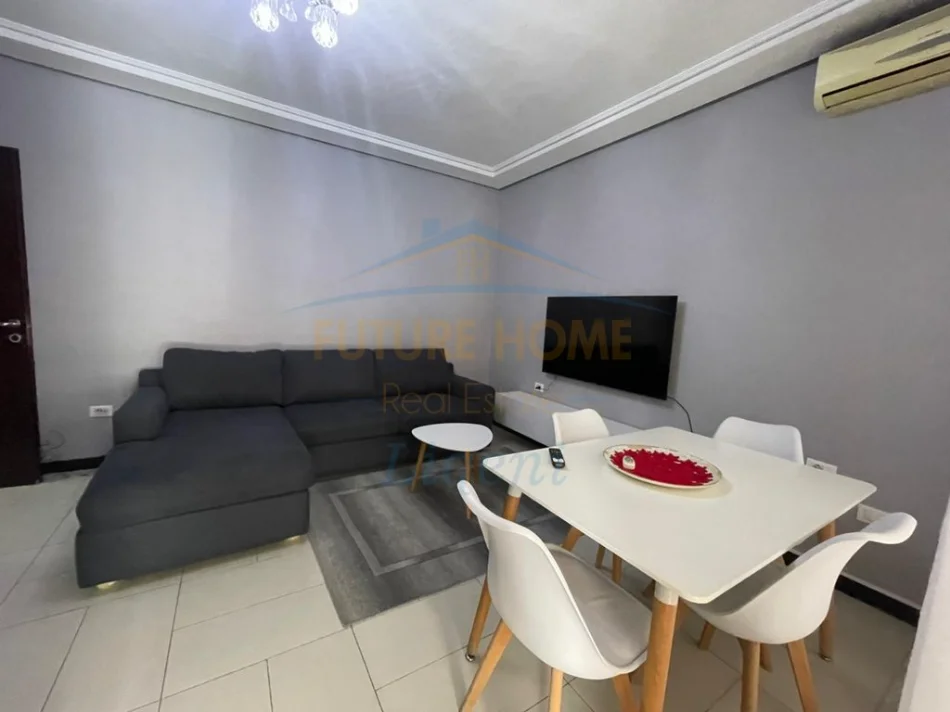 Tirane, jepet me qera apartament 1+1 Kati 4, 64 m² 630 € (KOMPLEKSI DELIJORGJI)