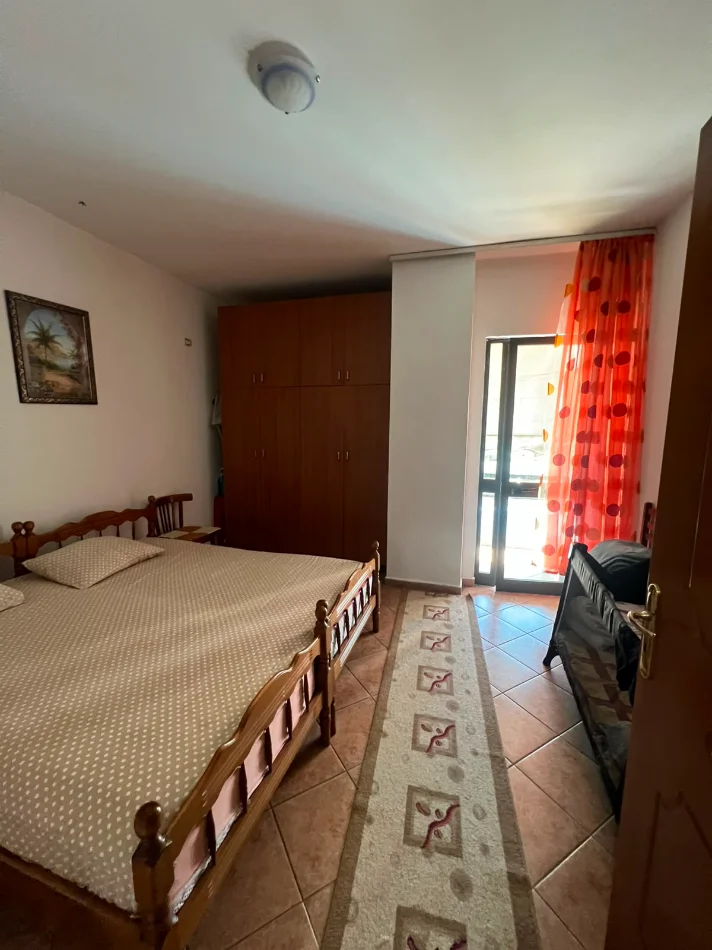 Tirane, shitet apartament 2+1 Kati 1, 89 m² 145.000 € (Rruga 5 Maj)