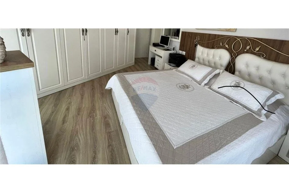 jepet me qera , 119 m² 1.200 € (Ofrohet me qira Apartament Luksoz te Kompleksi Magnet prane 21 Dhjetorit.)
