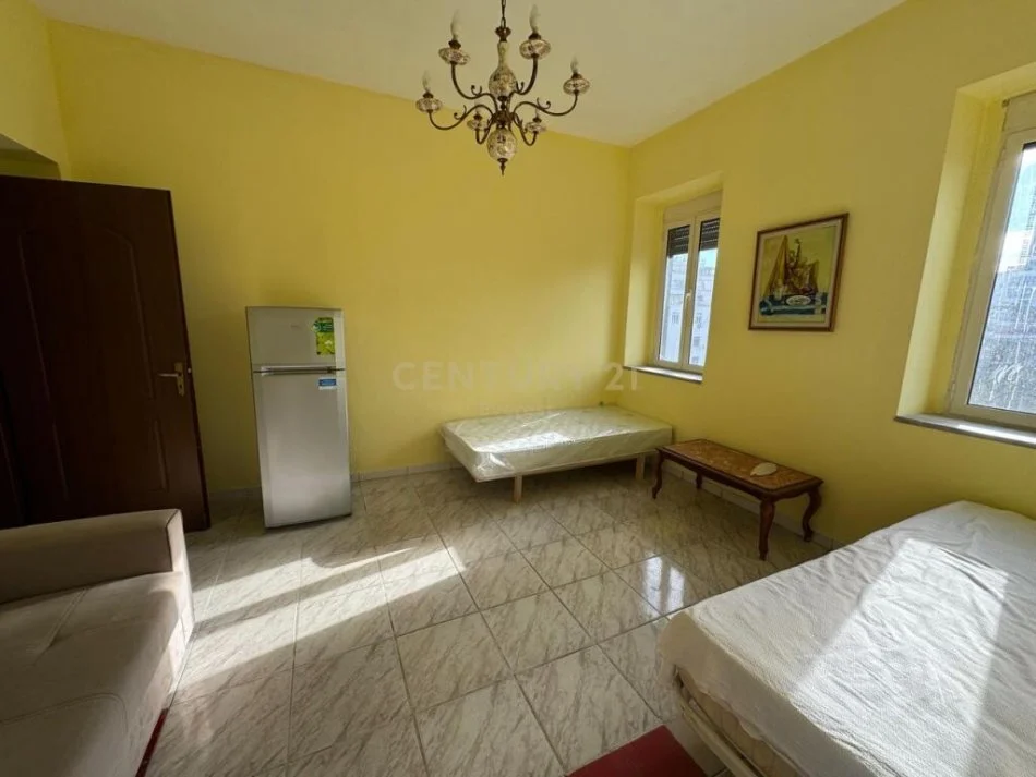 Tirane, jepet me qera apartament 2+1 Kati 5, 72 m² 500 € (BLV ZOGU I PARE)