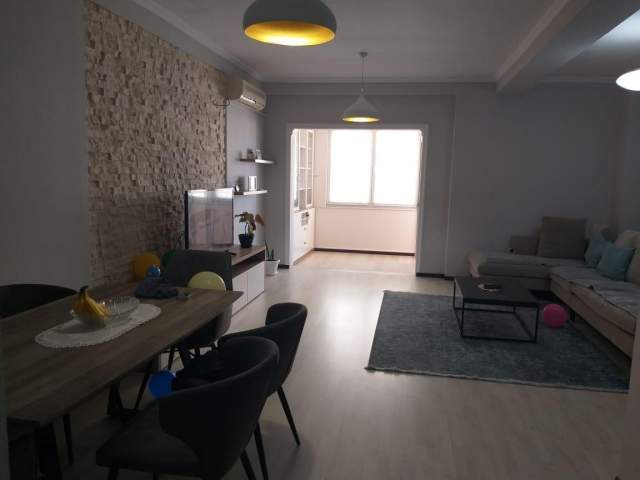 Mbi Kristal Center jap me qera apartament 2+1+A+BLK Kati 6, 100 m² 450 Euro