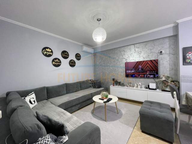 Tirane, shitet apartament Kati 1, 73 m² 115.000 Euro (Jordan Misja)