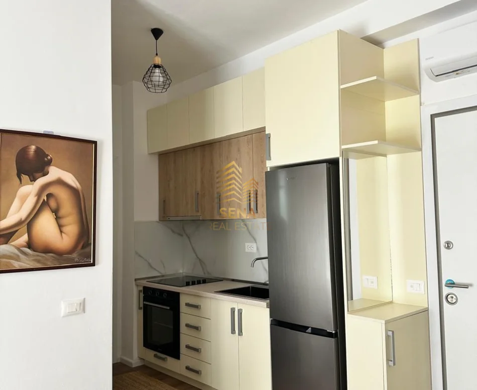 Tirane, jepet me qera apartament 1+1+Ballkon Kati 2, 65 m² 450 € (Rezidenca Kadiu)