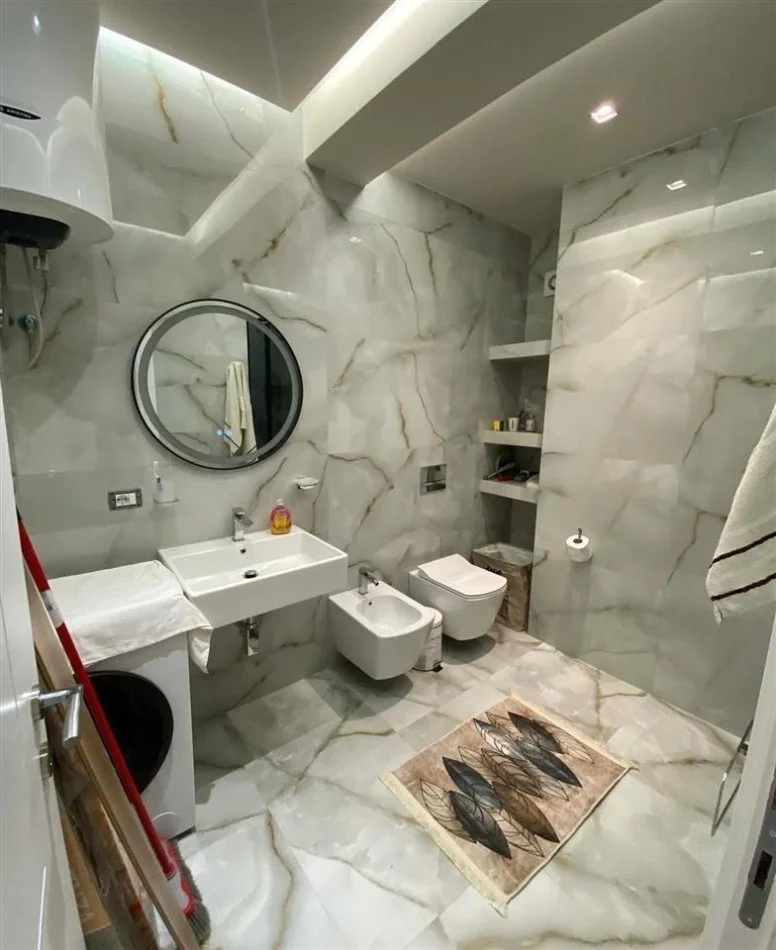 Tirane, jepet me qera apartament 1+1 Kati 7, 80 m² 800 € (Rruga Durresit)