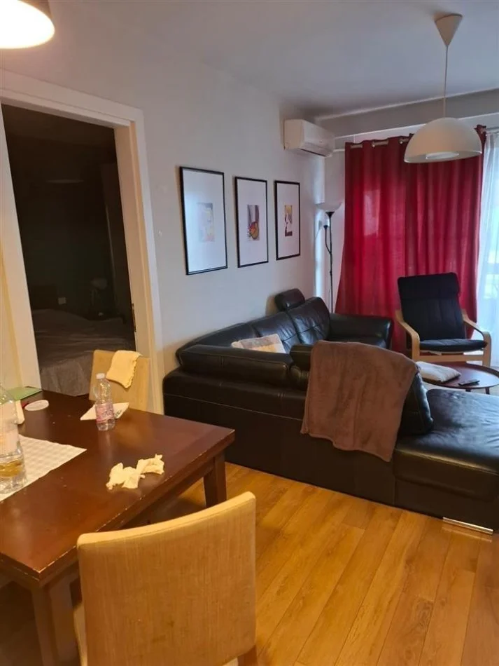 Tirane, jepet me qera apartament 2+1 Kati 5, 105 m² 550 € (Qytet Studenti)