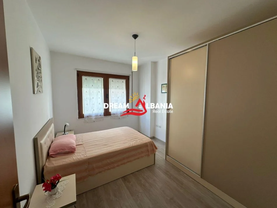 Tirane, jepet me qera apartament 2+1 Kati 5, 100 m² 650 € (tek Rruga e Kavajes)
