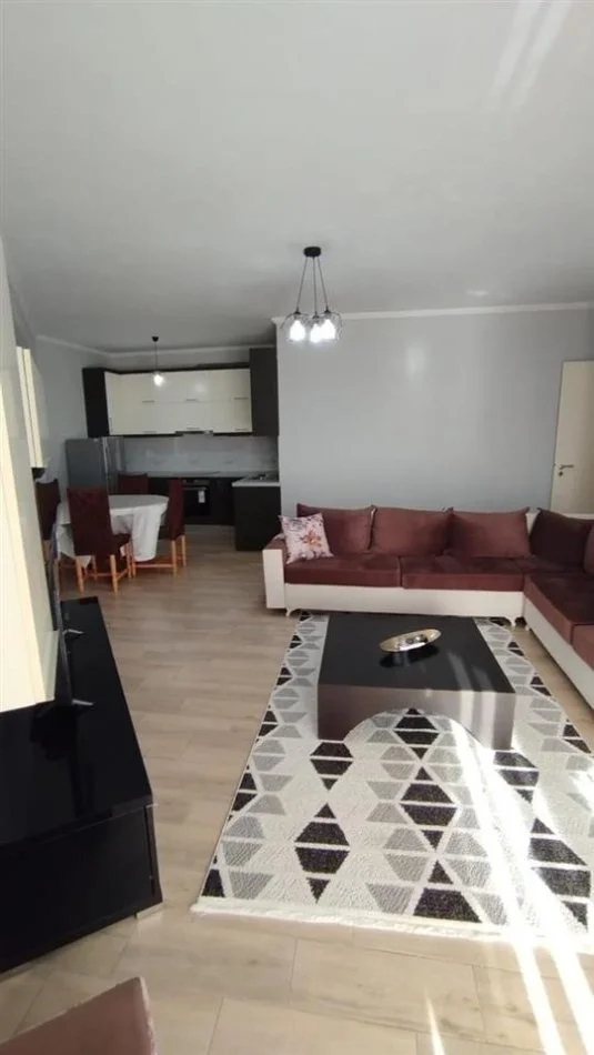 Tirane, jepet me qera apartament 2+1+Ballkon Kati 7, 112 m² 500 € (ASTIR PRANE MARINAJ HOTEL)