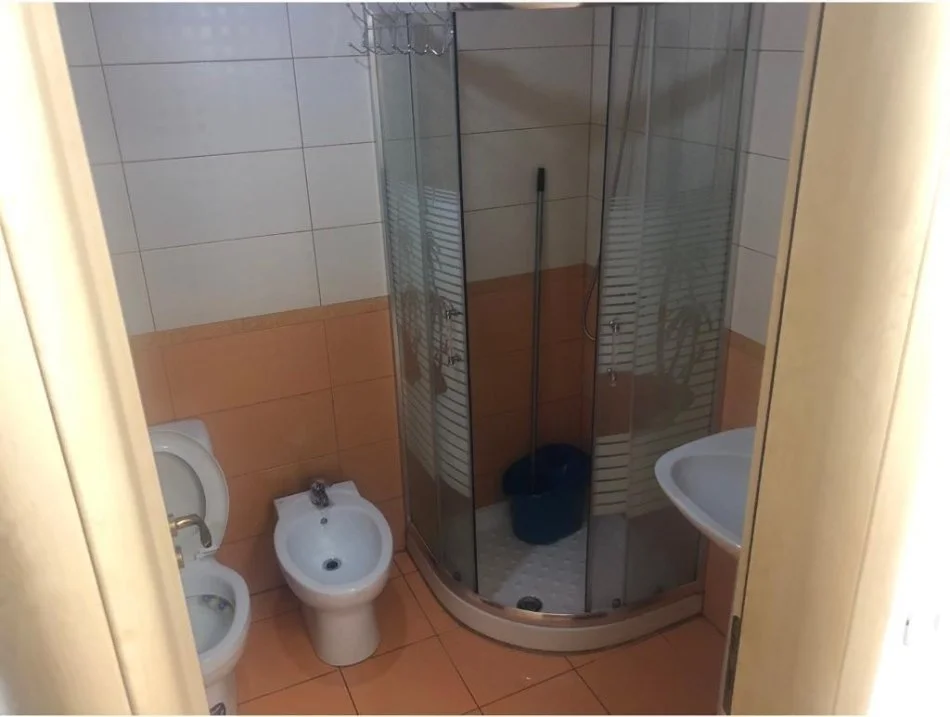 Durres, JEPET ME QERA apartament 1+1 Kati 7, 70 m² (VOLLGA CURRILA)