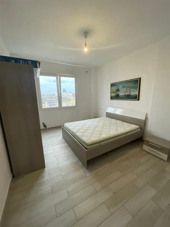 Durres, jepet me qera apartament 1+1 Kati 6, 87 m² 350 € 