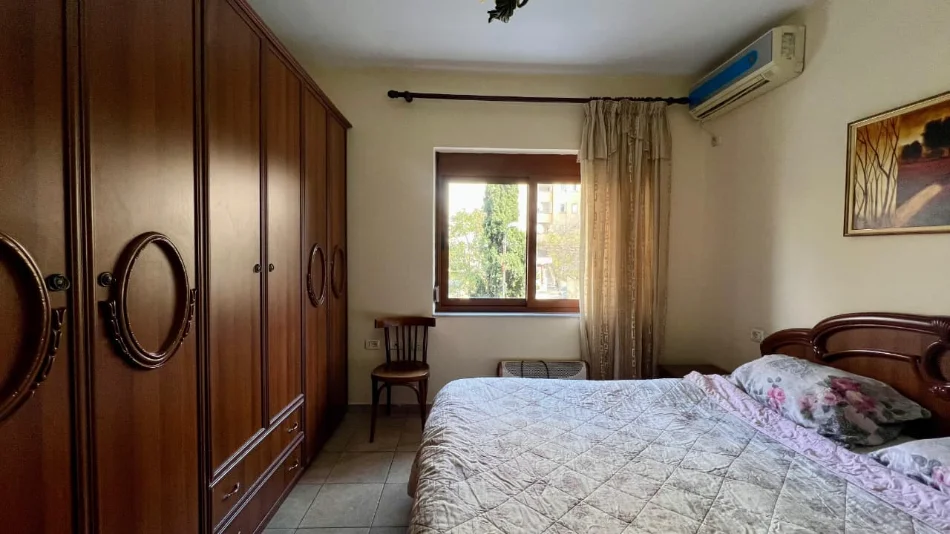 Me Qera : 1+1📍Brryl (Buze Bulevardit) - 45,000 Lek - S.60m² - Kati 2 || Akses i shpejte ne pikat kryesore te Tiranes🚀